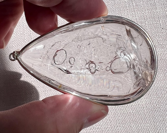 Enhydro silver pendant with a moving bubble splitting in multiple bubbles - stunning quartz rock crystal - ID A0658