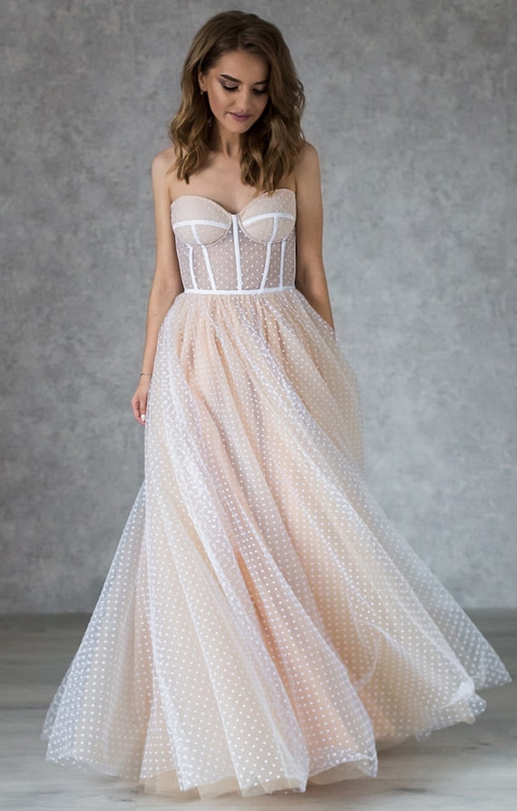 Wedding Dress White Tea Length Polka Dot Tulle Dress Nude Woman Full Corset Wedding Dress Bohemian Wedding Dress With Built in Bra Etsy UK