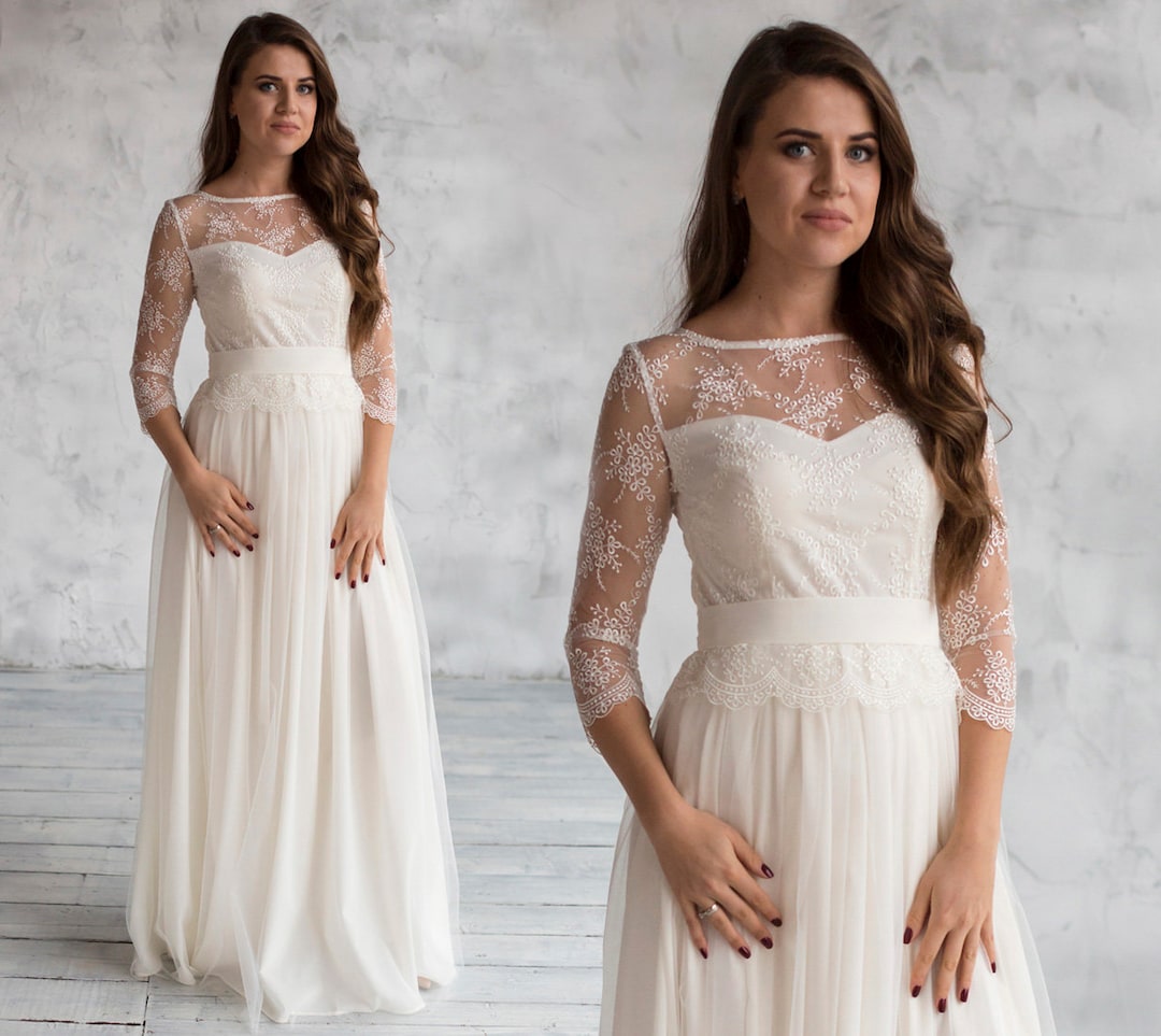 Ivory Bohemian Wedding Dress: Basque Waist, Tulle Skirt, 3/4 Sleeves - Etsy