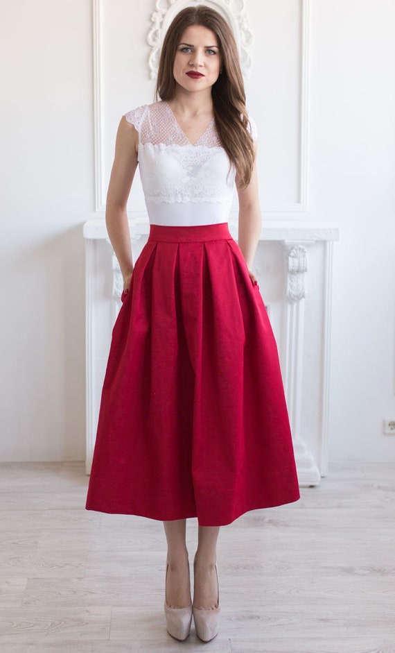 Falda midi roja con margaritas blancas con bolsillos- Ropa mujer  SusiSweetdress