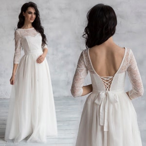 Lace Corset Back Princess Wedding Dress: Ivory Tulle Bridal Gown with Sleeves