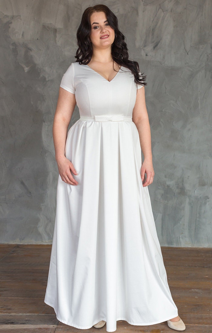 Red Evening A-Line Dress: Plus Size Elegance Gown Red Evening A-Line Dress: Plus Size Elegance Gown