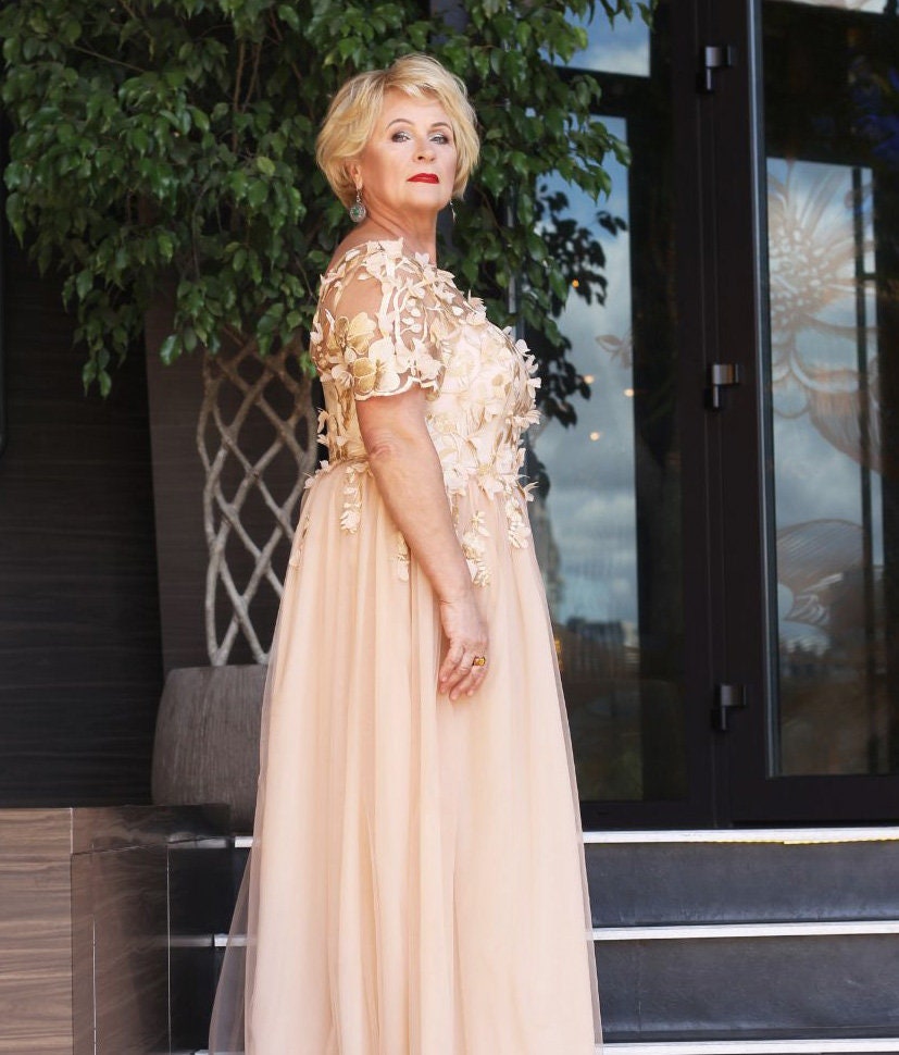 Plus Size Gold Evening Gown: Floral Lace Corset Dress