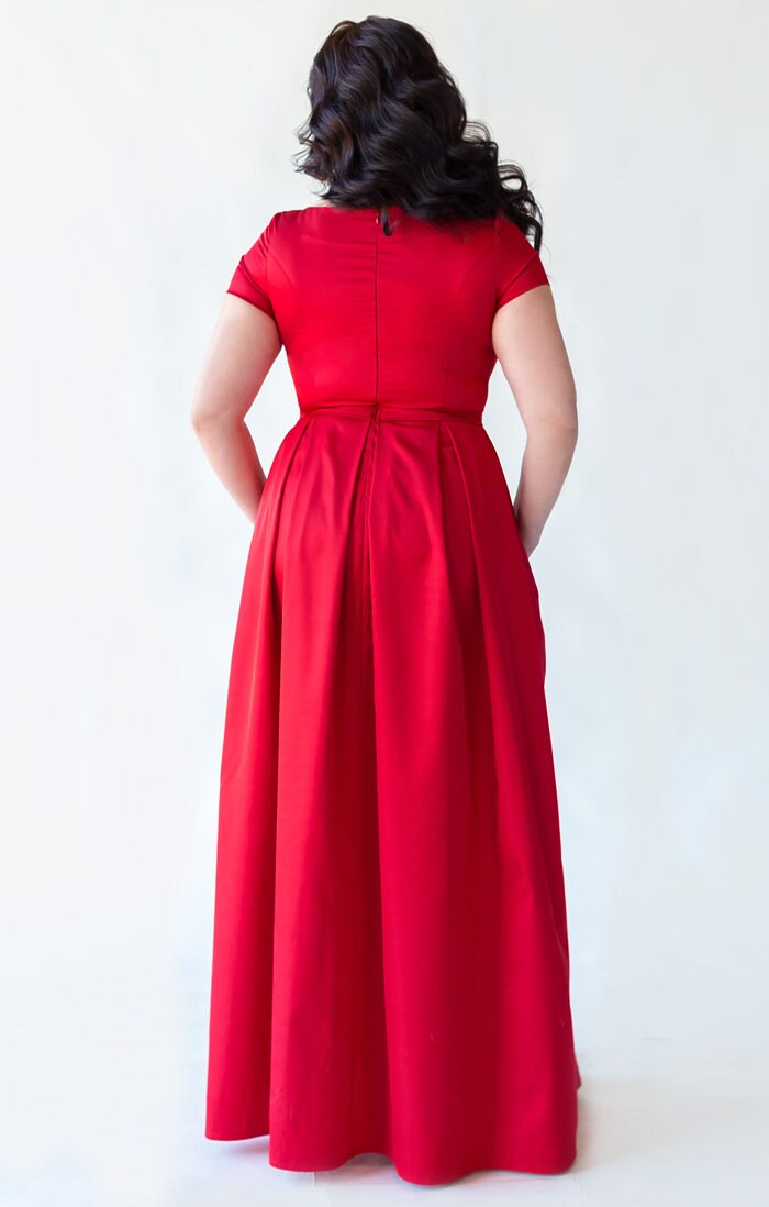 leslie selfie dresses Plus-Size Off-the-Shoulder Long Prom Dress with Slit Eggplant / 22