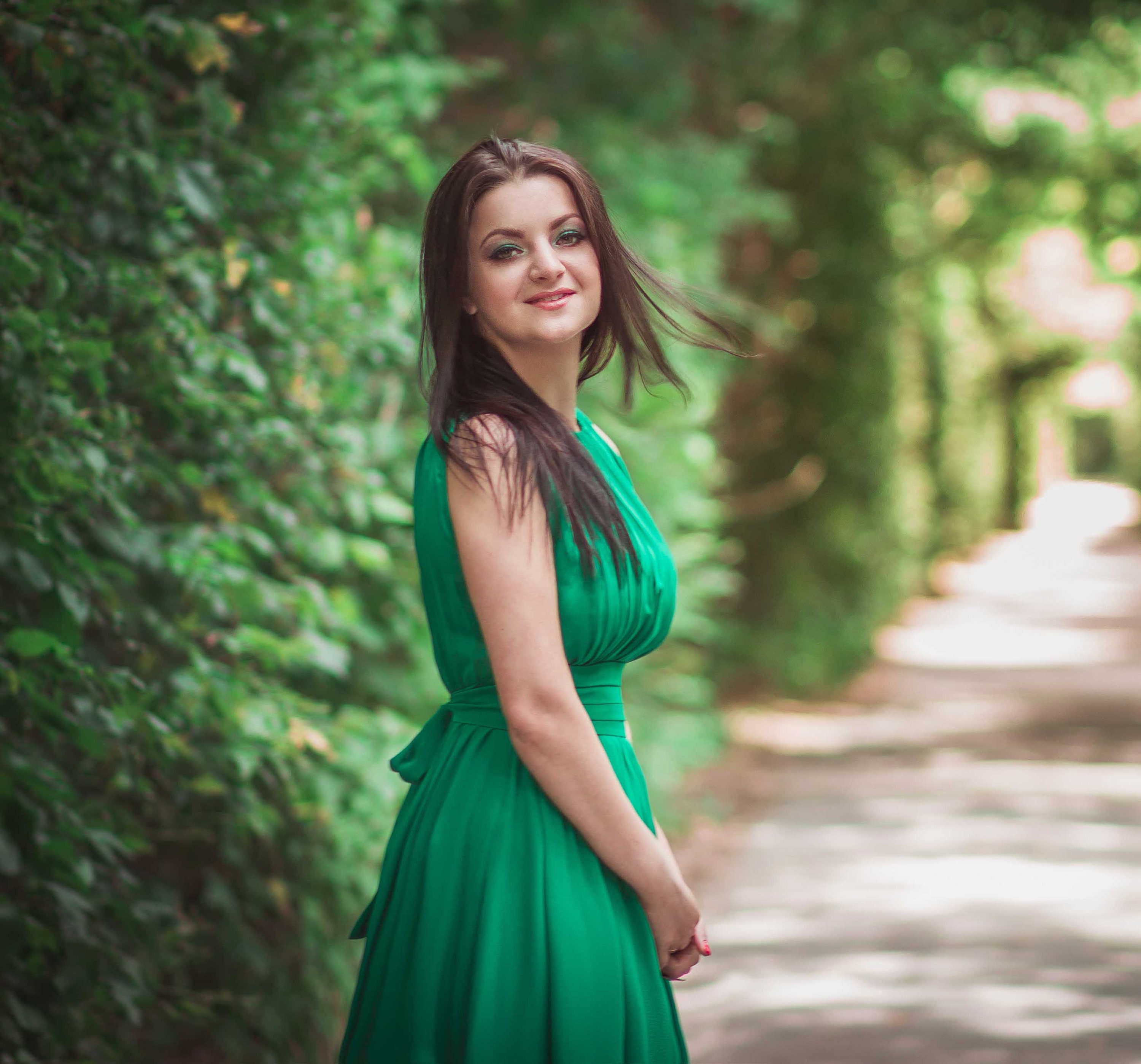 Emerald Green Chiffon Evening Gown: Greek Goddess Style Dress Emerald Green Chiffon Evening Gown: Greek Goddess Style Dress