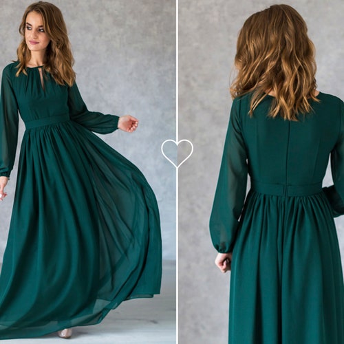 Flowy Emerald Green Dress With Long 