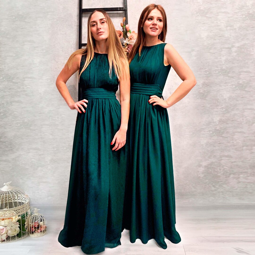 slim fit dress slacks Ruffled Crew Neck Emerald Chiffon Midi Bridesmaid Dress – FancyVestido main image 0