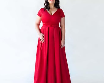 Red Evening A-Line Dress: Plus Size Elegance Gown