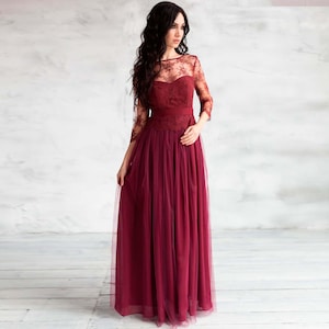Floral Lace Burgundy Evening Dress: Tulle Skirt Formal Gown
