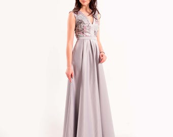 Silver Grey Satin A-Line Evening Gown: Floral Lace, V-Neck Formal Dress