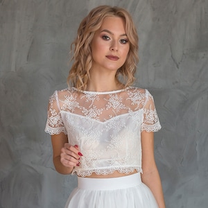 Wedding crop top / Lace top with pearl buttons / Ivory or white crop top / Floral lace top with short sleeves