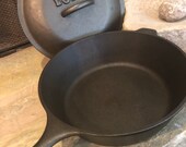Lodge Chicken Fryer with Lid Raised Logo