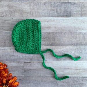 Baby Bonnet, Christmas Bonnet, Newborn Baby Bonnet, Preemie Bonnet, Toddler Bonnet, Baby Bonnet Girl, Crochet Baby Bonnet, Baby Hat
