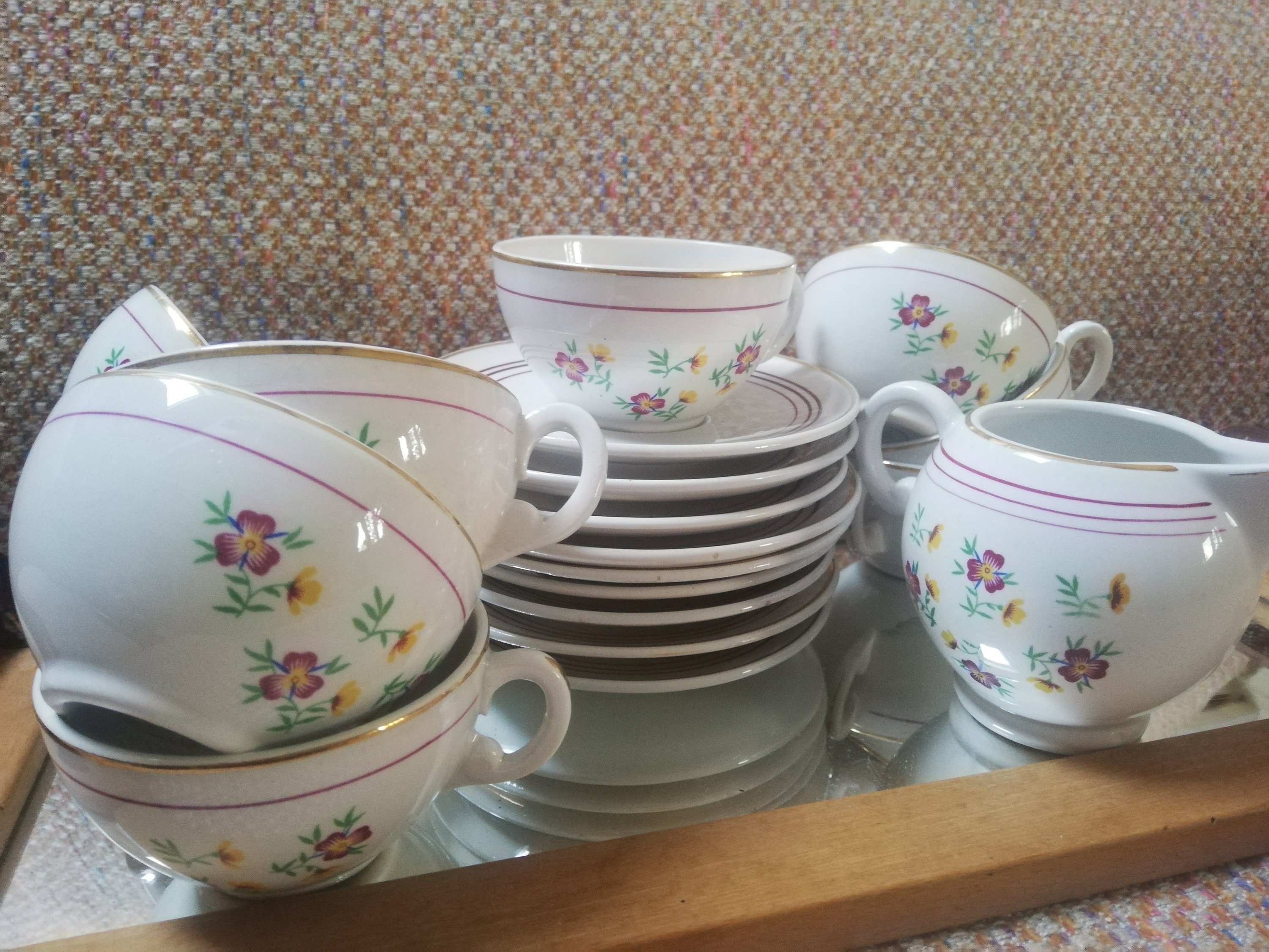 Service à Café Lunéville en Porcelaine Petites Fleurs