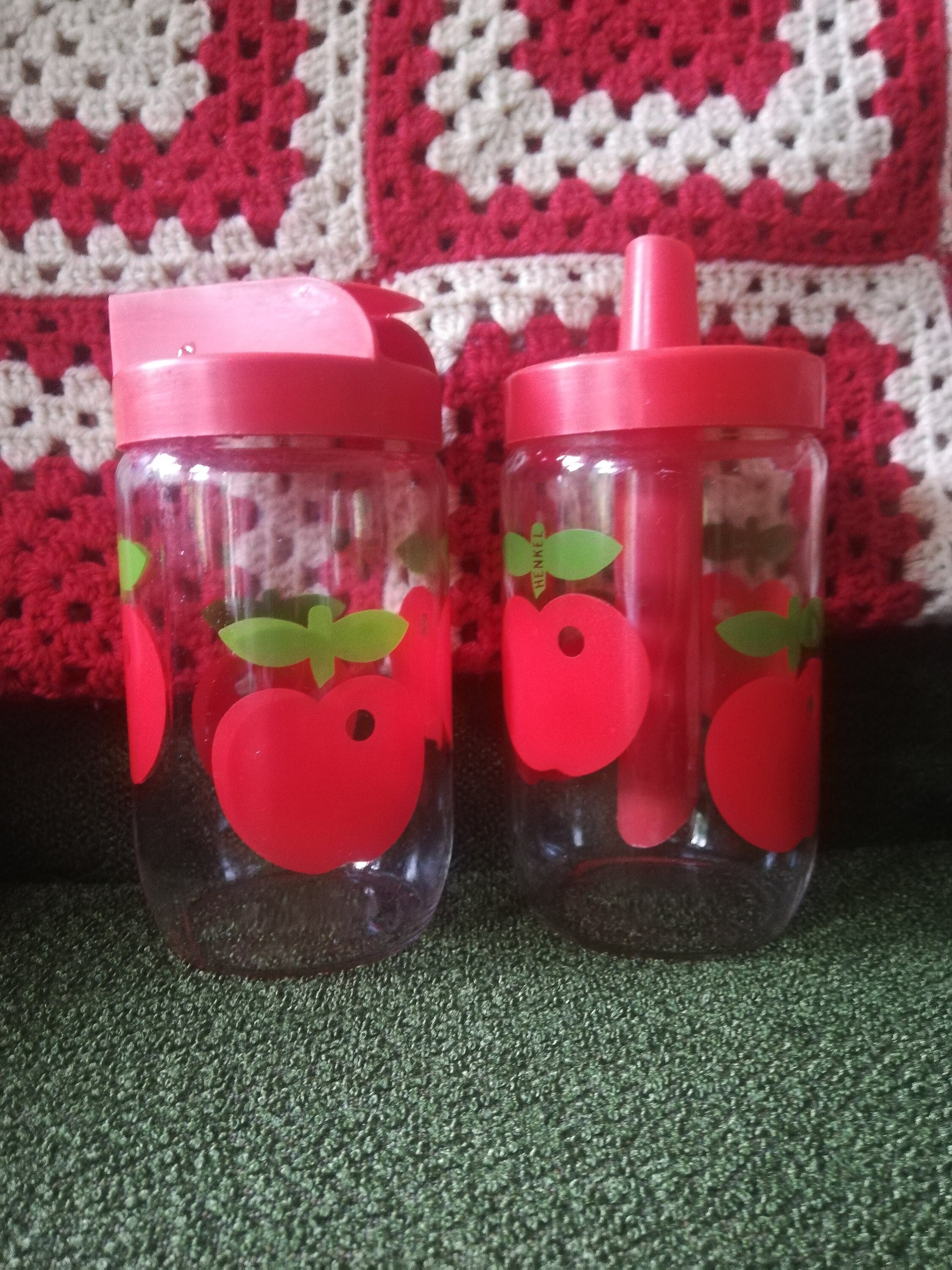 2 Sucriers Henkel à Pommes Rouges Des Années 70