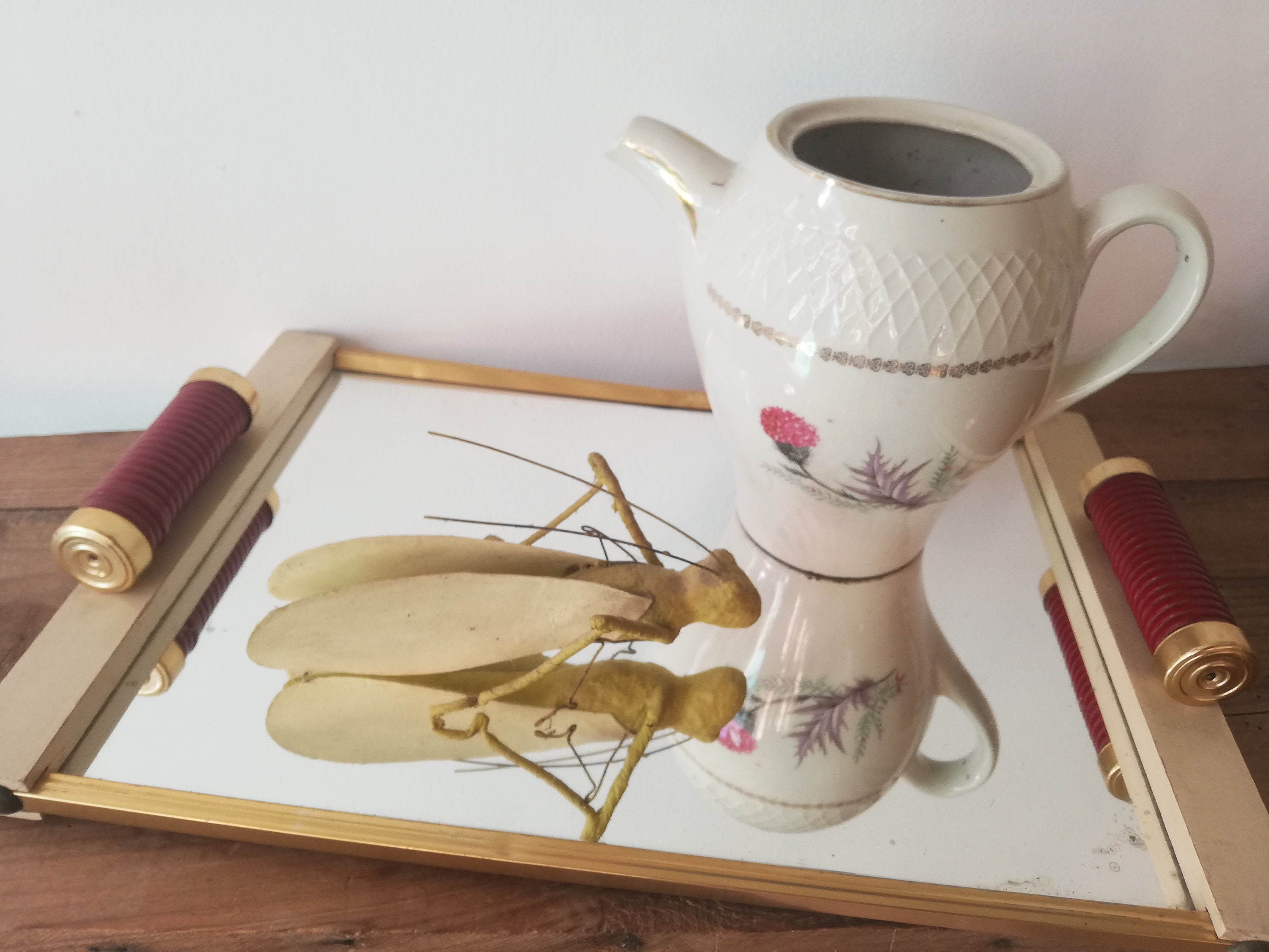 Plateau Miroir Art Déco Blanc à Poignées Scoubidou Rouge