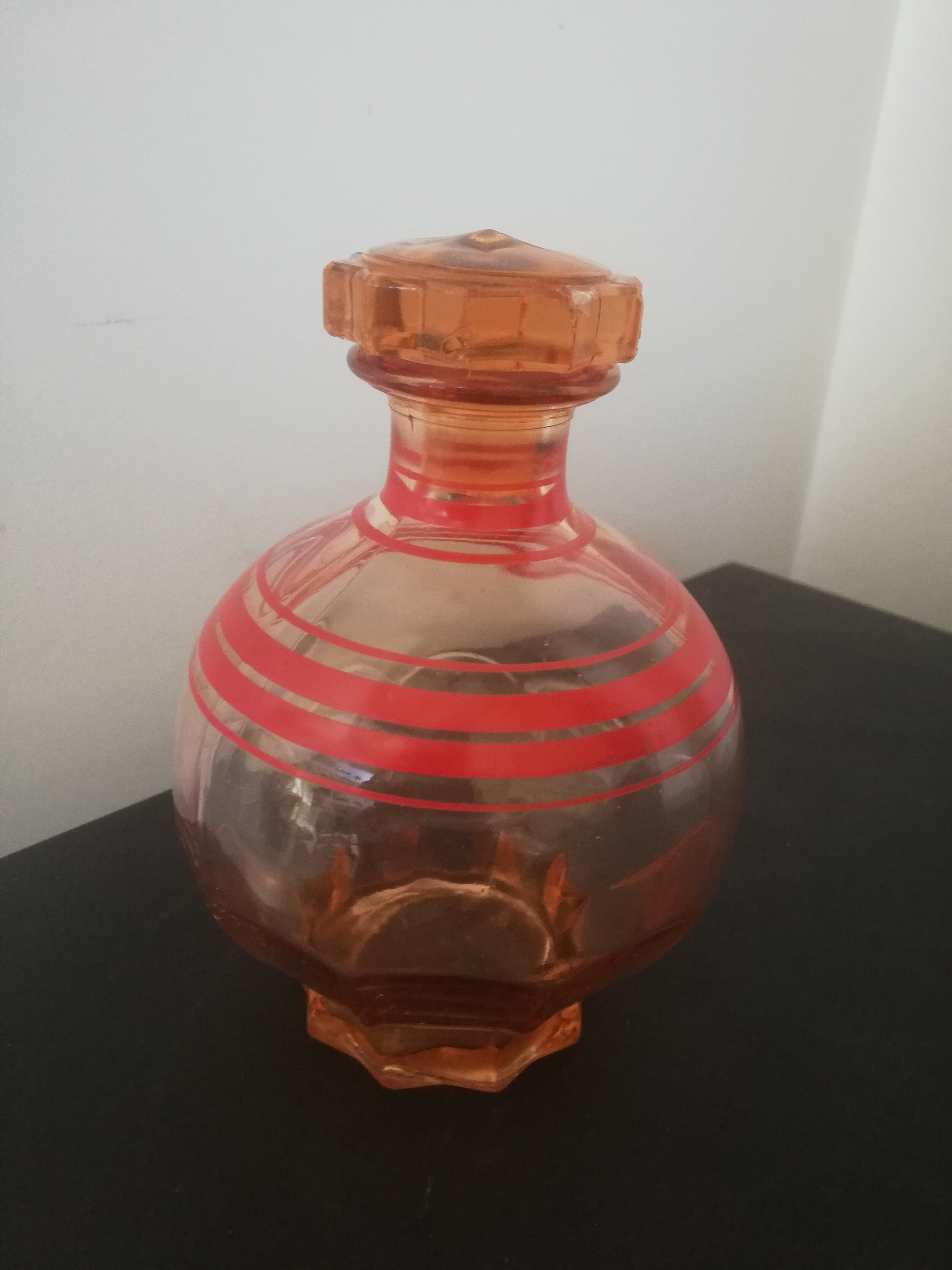 Carafe Boule Rose Années 50 Rayée Rouge