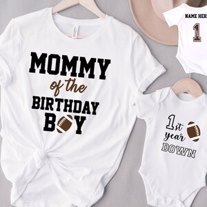 Magliette bianche per il compleanno di una famiglia di football, primo anno di età, mamma, papà, maglietta per il primo compleanno, body per il compleanno