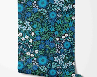 Papel pintado autoadhesivo despegable con diseño de jardín floral de verano azul - Murales prepegados y sin pegar de Green Planet