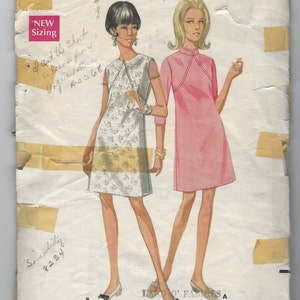 1960s Vintage Butterick 4869 Misses Dress Sewing Pattern 1960s Mod Style. Slim Fitting Size 14 Rare Vintage Circa 1968 Mod Retro
