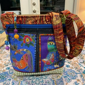 Laurel Burch Women's Canvas Handbag – Crossbody Or Tote With Zipper Closure - View #11