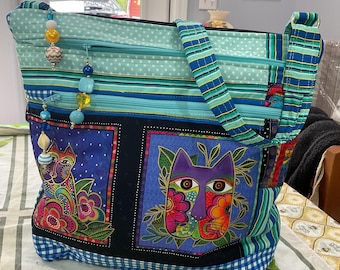 Bolso de tela Laurel Burch CAT Jewel Tones de 7 cremalleras con cierre seguro y correa ajustable. 100% hecho a mano.