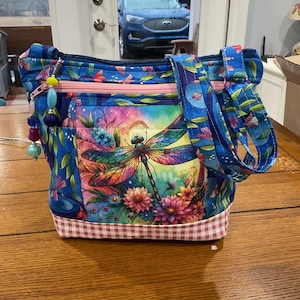 Magnifique sac à main en tissu imprimé libellule et fleurs bandoulière ou bandoulière réglable 100 % fait main
