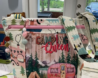 50% Off SALE Camping Queen Shoulder or Crossbody Adjustable Strap Fabric Purse   Handmade