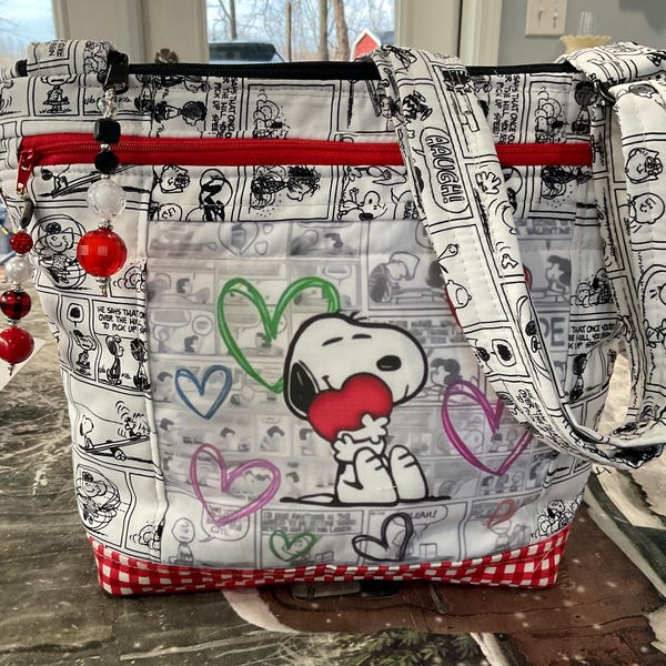 NEW STYLE Pocket and Key Fob Funny Snoopy and Hearts  Crossbody or Shoulder Adjustable Strap Fabric Purse 100% handmade