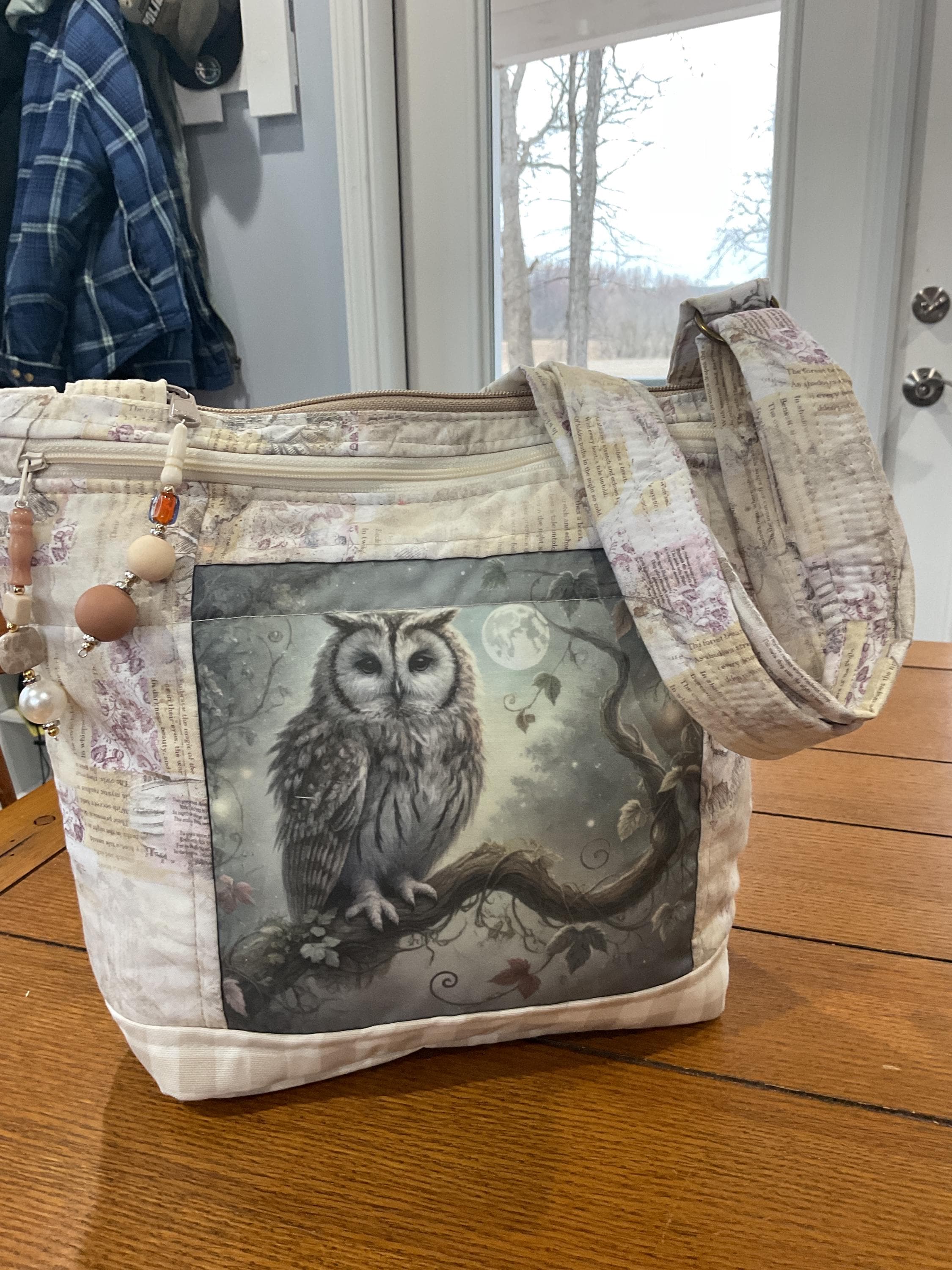 NEW Double  Picture Wonderful Neutral Owls Crossbody or Shoulder Adjustable Strap Fabric Purse 100% 