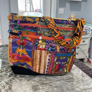 Superbe Laurel Burch CAT 7 fermeture éclair avec fermeture éclair sécurisée sangle réglable sac à main en tissu 100 % fait main