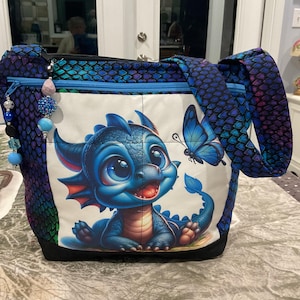 Magnifique sac à main bébé dragon et papillon rigolo à bandoulière ou bandoulière réglable 100 % fait main