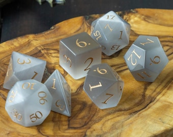 Purple Smoke Cat's Eye Dice Set