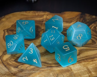 Frost Mist Cat's Eye Dice Set