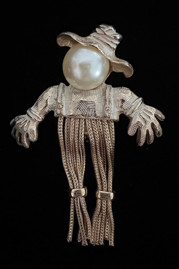 Scarecrow Costume Brooch