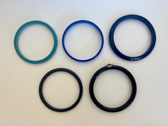 Multi-Colored Synthetic Bangle Bracelets - image 9