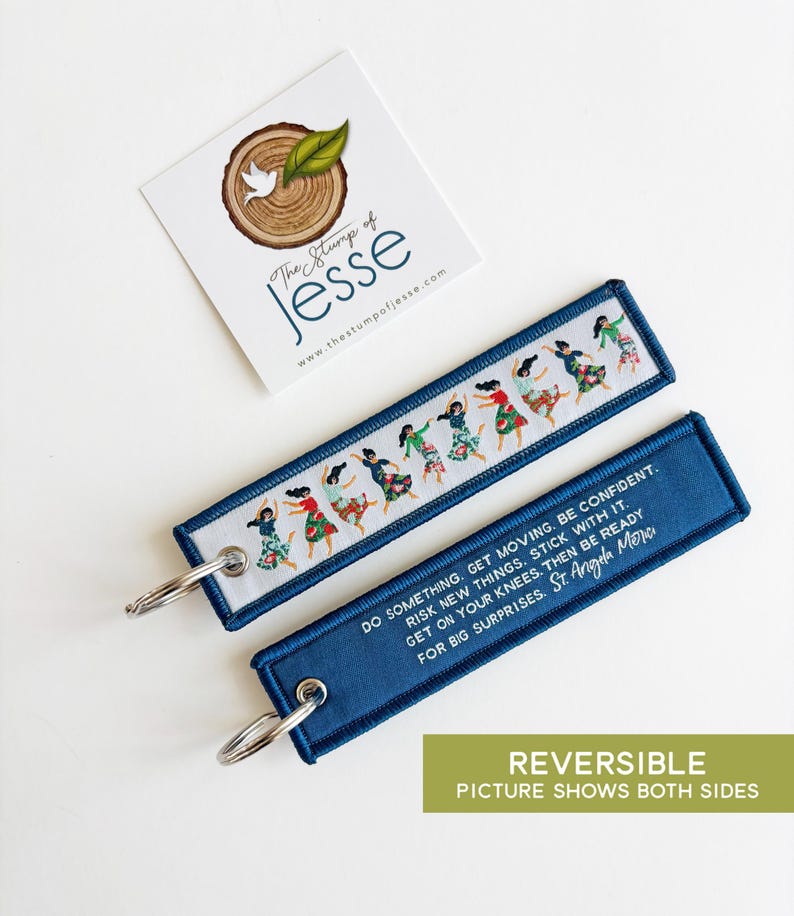 Llavero tejido católico / Etiquetas para bolsos / Etiqueta para equipaje / San Juan Pablo II / Santa Teresita de Lisieux / Jesús, me entrego a Ti / San Bernardo Blue-StAngela Merici