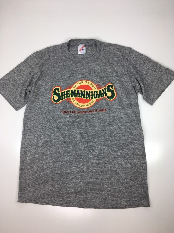 Vintage Jerzees Gray Shenanigans Irish Pub Graphic