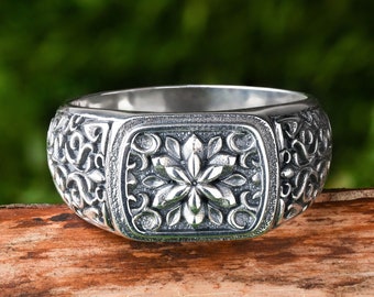 Men's engraved signet ring made of 925 sterling silver, pinky promise ring, Gift for husband.