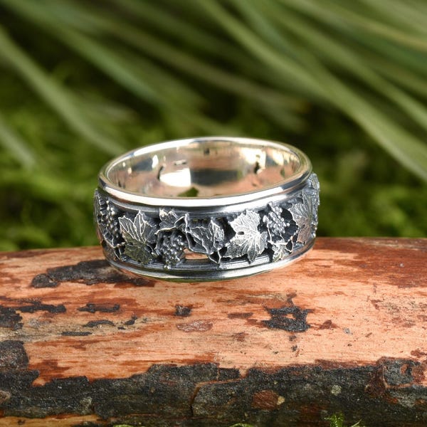 Silver Leaf Ring, Leaf and Vine Nature Ring, Leaf Wedding Band, Twig Wedding Ring
