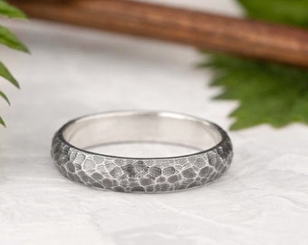 Sterling zilveren boomschors ring, Dunne sterling zilveren ring, takje ring, gehamerde natuur ring, geborstelde ringen voor vrouwen