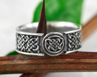 Women's Celtic Knot Wedding Ring Silver Unique Ring for Her