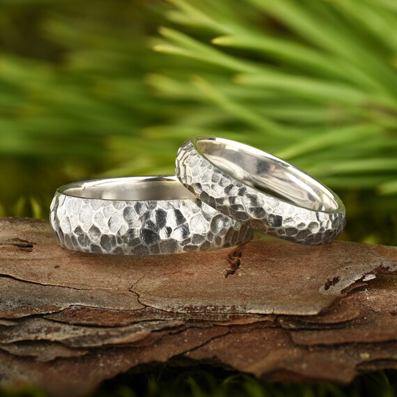 Unusual matching wedding rings deals