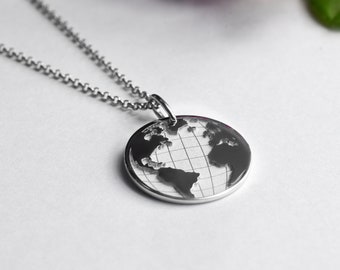 Silver coin chain necklace, 925 silver disc necklace, Globe pendant necklace for her, World necklace, Bestfriend birthday gift