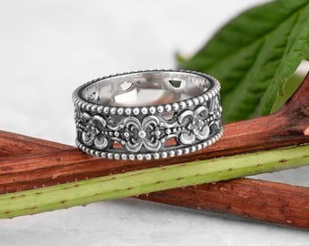 Floral Sterling Silver Band Ring - Vintage Filigree Wedding Ring