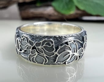 Sterling Silver Flower Ring - Nature Inspired Band for Women