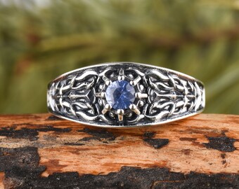 Women's engagement ring with a natural sapphire made of 925 sterling silver