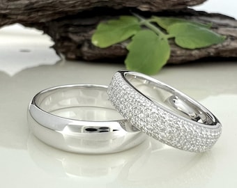 Anillo de bodas de plata de ley: anillo de circonita y alianza clásica