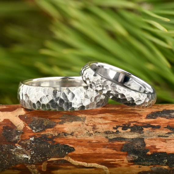 Unusual matching wedding rings deals