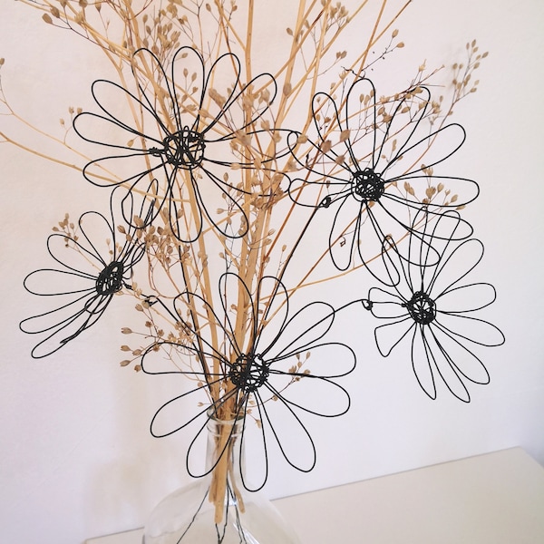 Bouquet de 3 ou 5 fleurs marguerites en fil de fer noir, déco minimaliste, déco florale,  bouquet durable à offrir, idée cadeau